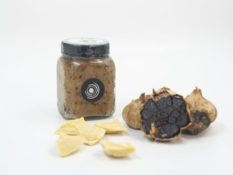 پنیر سیر سیاه